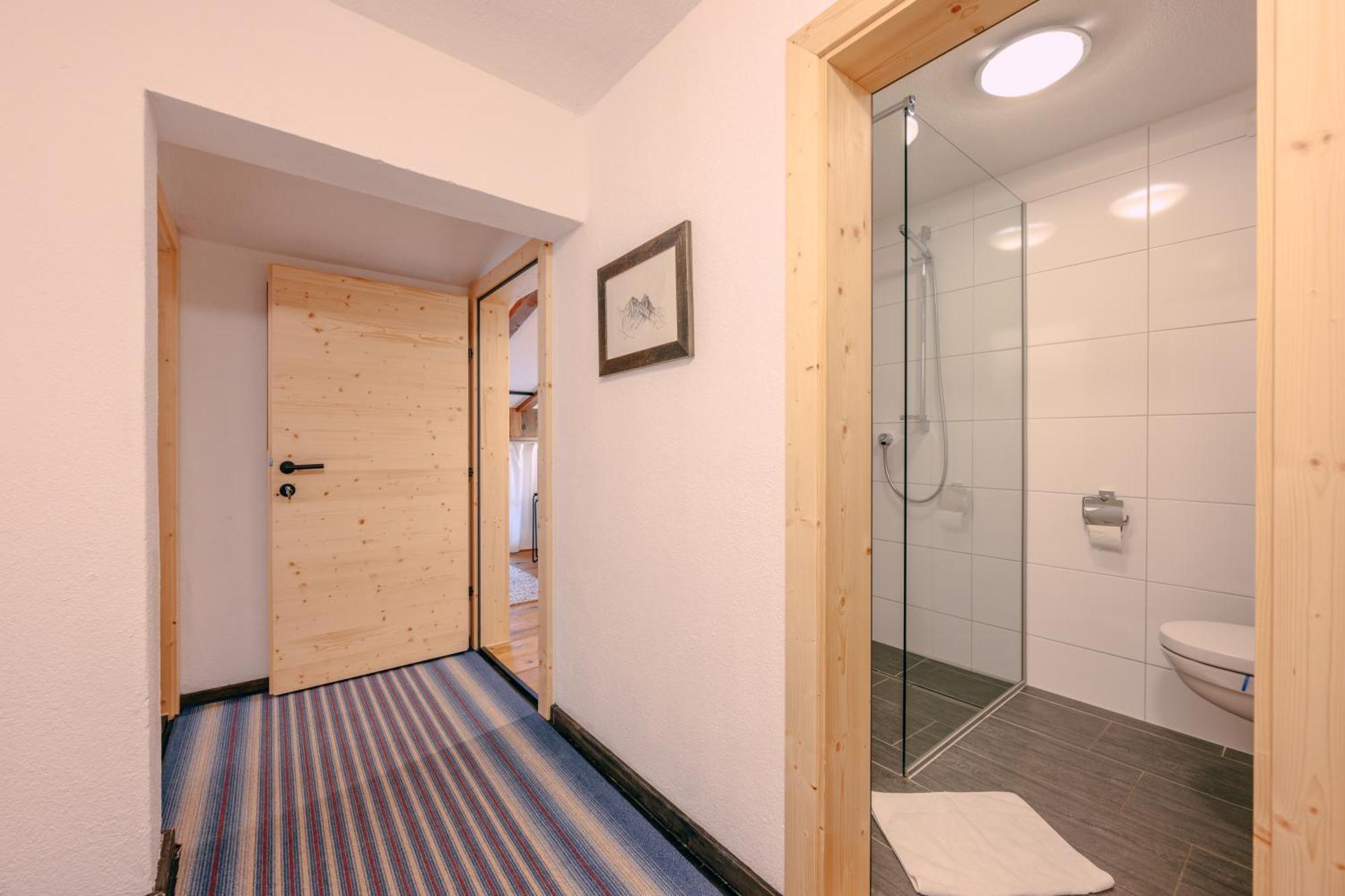 Haus Richard Falch - Inklusive Kostenloser Premium-Sommerkarte ซังคท์อันทอนอัมอาร์ลแบร์ก ภายนอก รูปภาพ